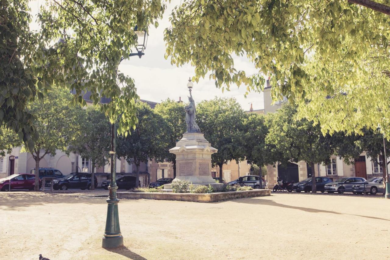 La Maison De La Liberte Suite Jeanne Barret Poitiers Eksteriør billede